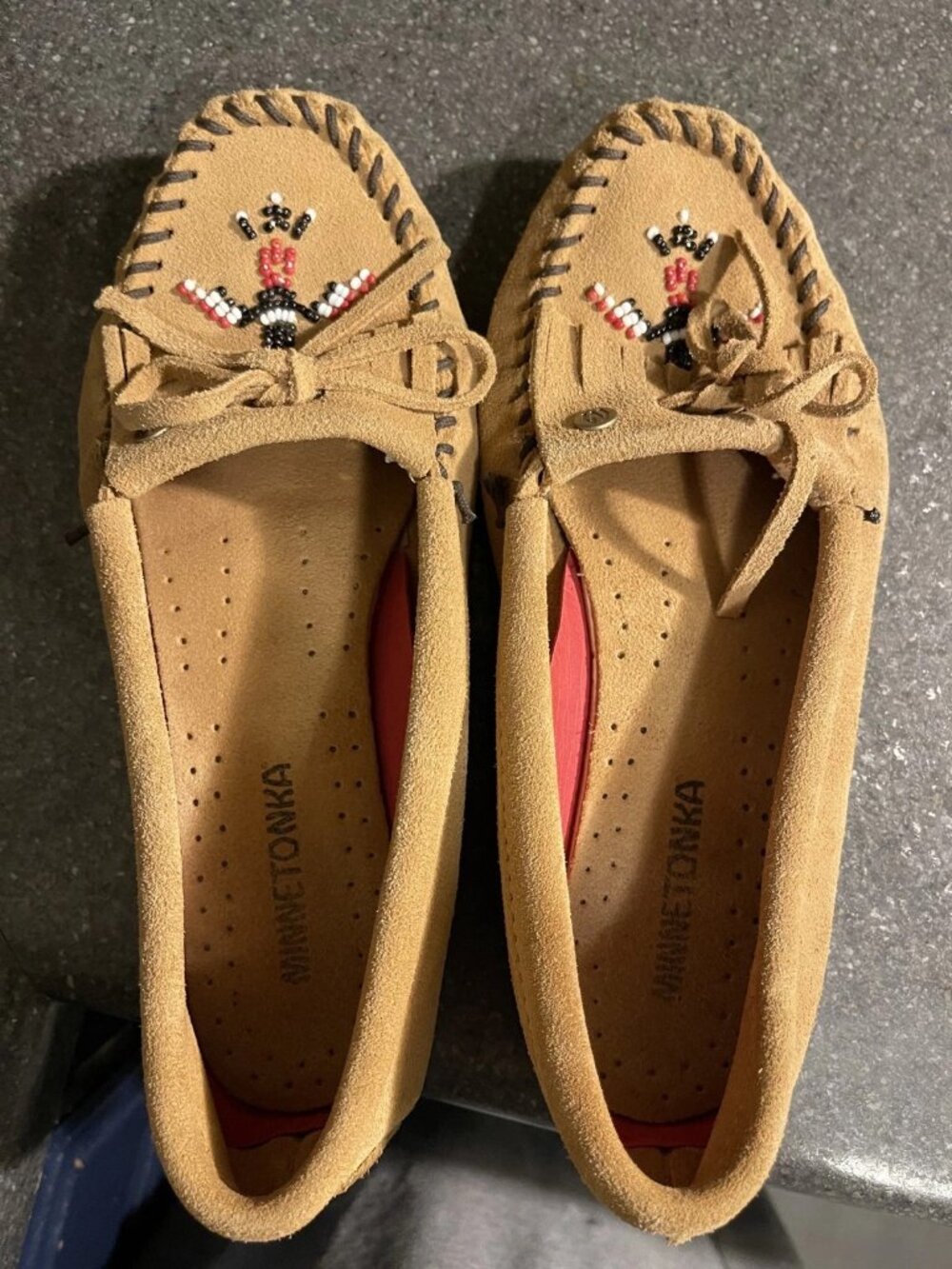 Minnetonka Thunderbird soft driving Moccasins Sz 7.5-8 tan suede pls read desc